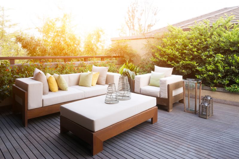 Couch Assembly in Overland Park, KS